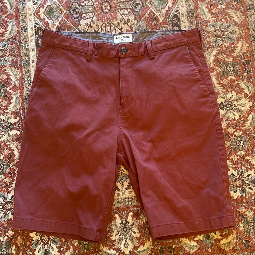 Billabong burgundy shorts size 34 waist